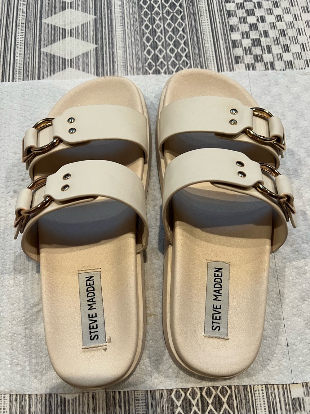 Steve Madden sandals - Picture 6 of 12